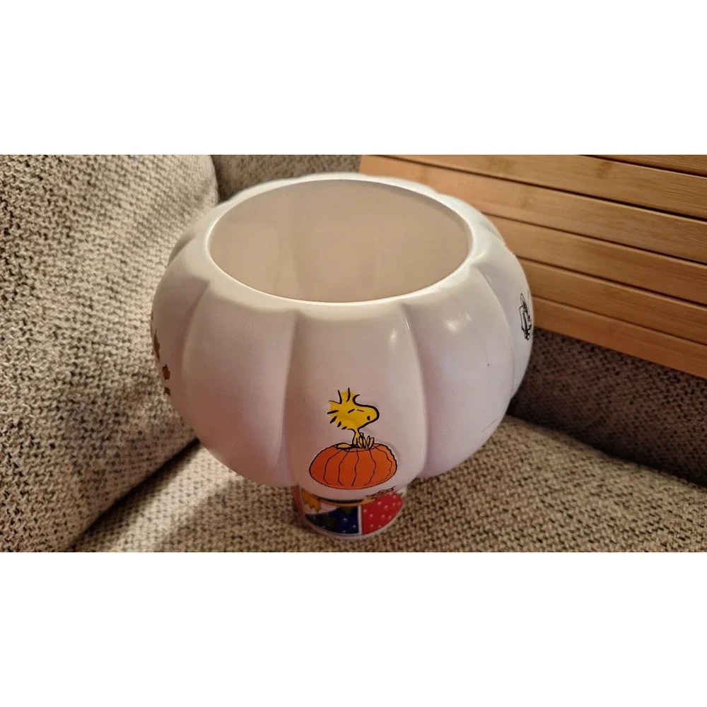 PEANUTS‎ Halloween Serve Candy Bowl Snoopy And Woodstock 9 By 4.5 Inch.